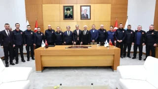 Sakarya İtfaiyesi Bayramlaştı: Başkan Alemdar Ekiplerle Bir Araya Geldi