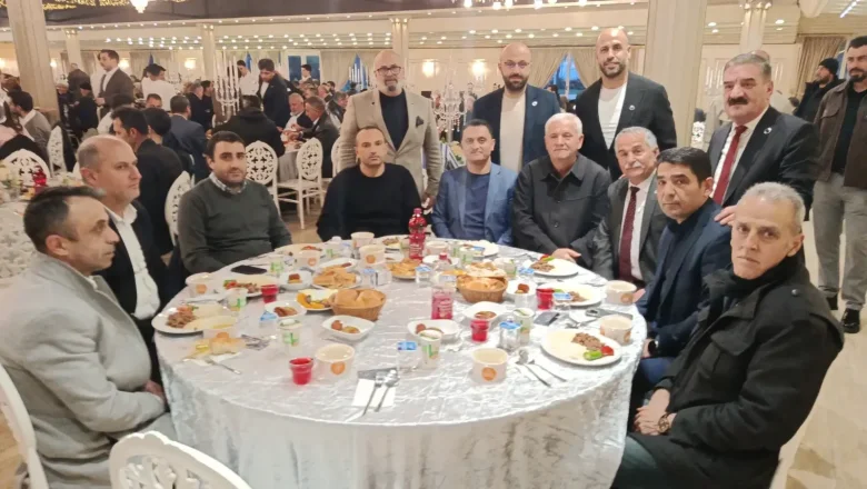 Sakarya Muşlular Derneği'nde iftar