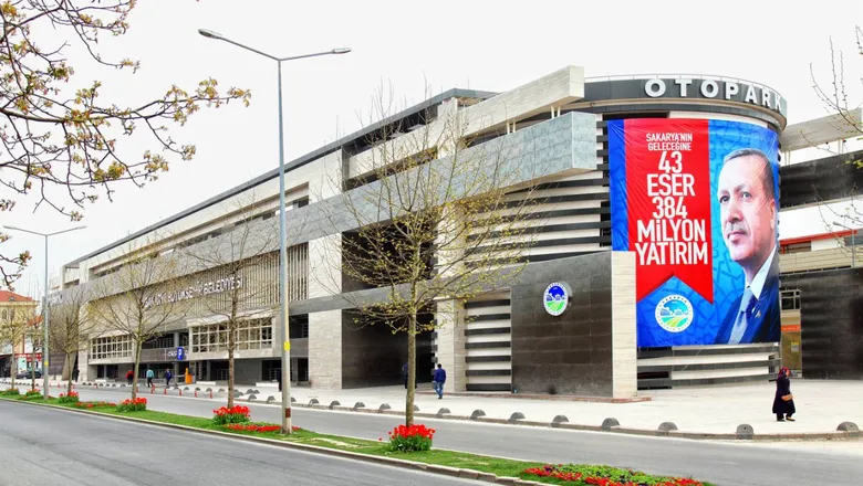 Sakarya'nın ilk katlı otoparkını Belpaş devralıyor