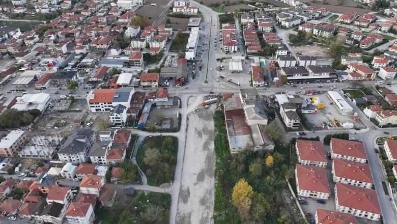 Sakarya'nın merkezine yeni ulaşım koridoru yapılıyor
