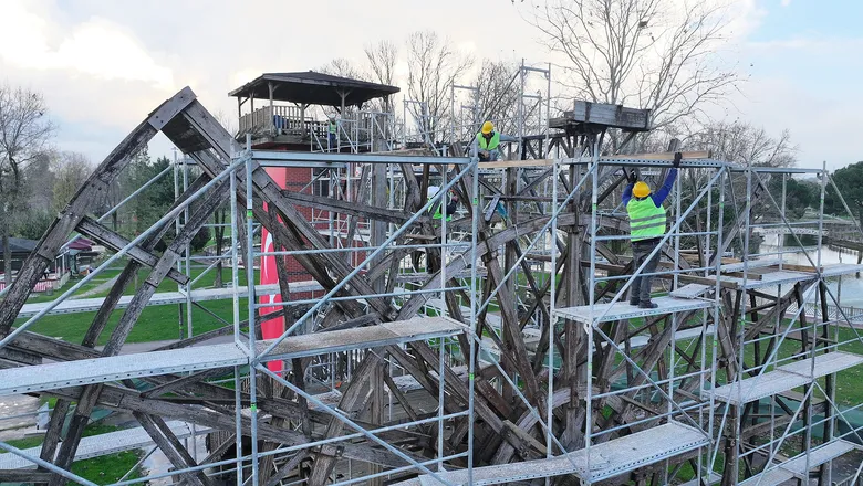 Sakarya'nın simgesi tarihi Çark yenileniyor