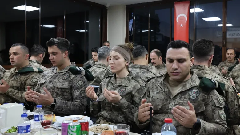 Sakarya Özel Harekat Şube Müdürlüğü'nde iftar programı