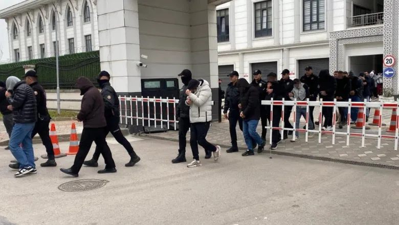 Sakarya'ya uzanan operasyonda 18 tutuklama