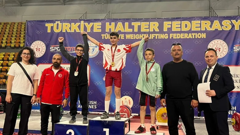 Sakaryalı Halterci Türkiye İkincisi Oldu