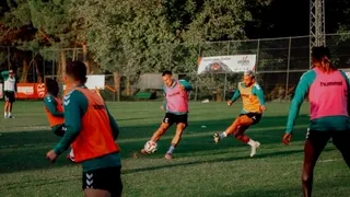 Sakaryaspor Adana Demirspor hazırlıklarını çfit idmanla sürdürüyor