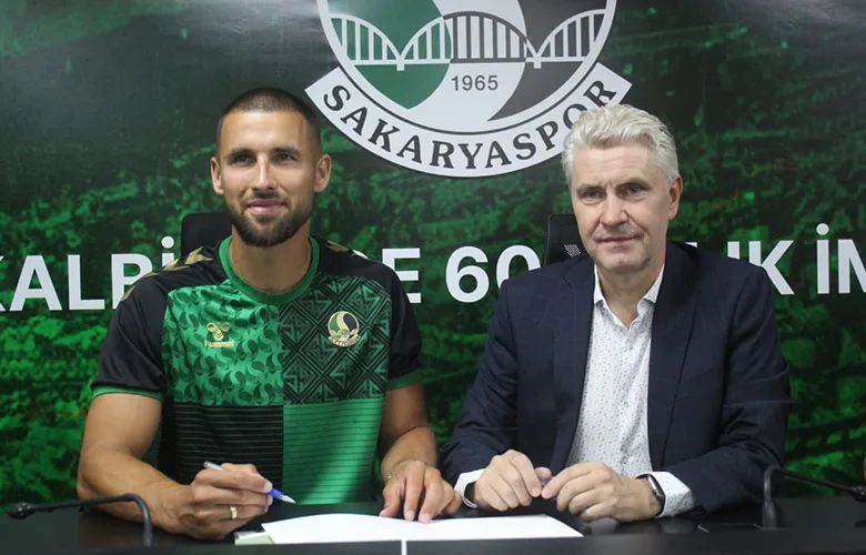 Sakaryaspor golcüsüne kavuştu