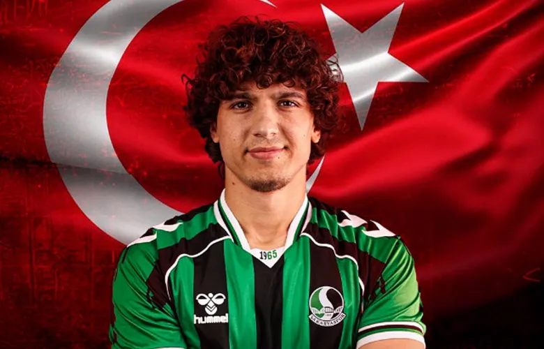 Sakaryasporlu genç futbolcu Milli Takım'a davet edildi