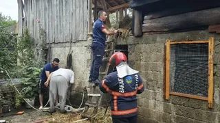 Samanlıkta çıkan yangın korkuttu
