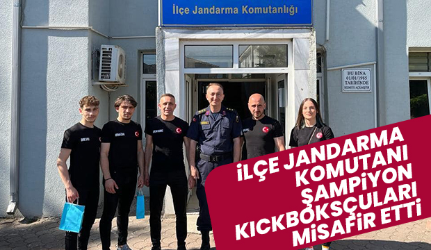 Şampiyon Kickboksçulardan İlçe Jandarma Komutanına ziyaret