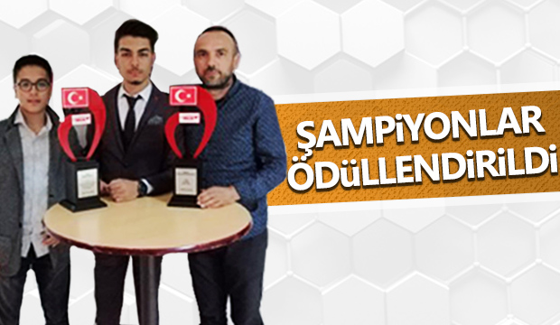 Şampiyonlar Ödüllendirildi