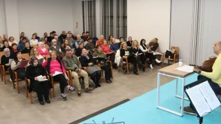 Sanat akşamları sürüyor
