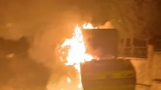 Şantiyede yangın; iş makinesi yandı