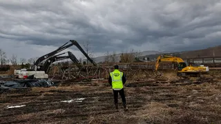 SASKİ paylaştı; 6 kilometrelik hatta kaçak iskele ve yapılar kaldırıldı