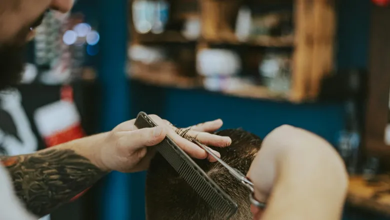 SATSO'ya bağlı berberler fiyatları güncelledi