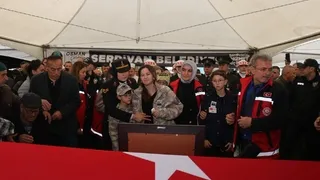 Şehidimiz Akın Karakuş'un naaşını baba ocağında