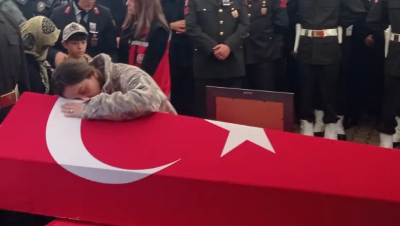 Şehit Akın Karakuş'un eşi; Vatan sağolsun şehidim