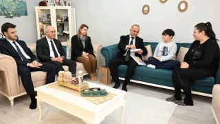 Şehit polis Mehmet Tekcan ailesine bayram ziyaret