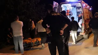 Sokakta feci kaza: 2 yaralı
