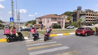Sosyal medya fenomeni motokurye kazada yaralandı