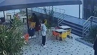 Spor kompleksinde vandalizm sandalyeleri kırdılar
