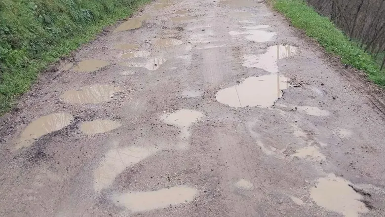 Taşyatak'tan bozuk yol tepkisi