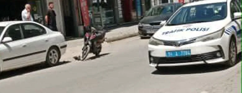 Tek teker gitmeye kalktı soluğu hastanede aldı