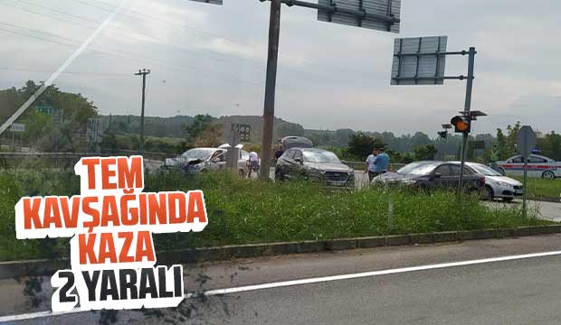 TEM kavşağında kaza: 2 yaralı