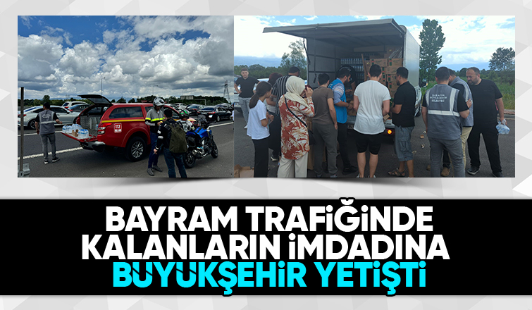 Trafikte kalanlara su ve yiyecek ikramı