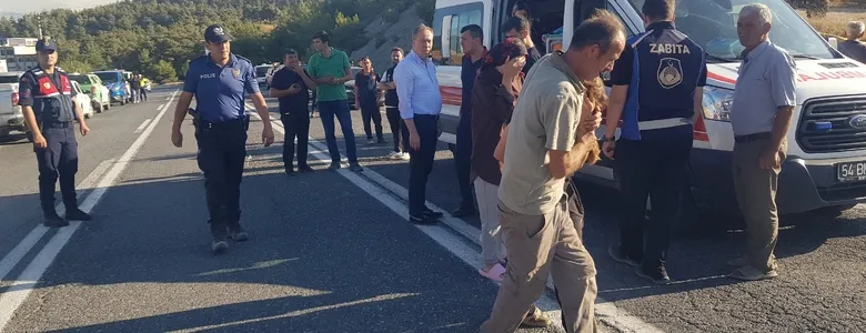 Traktör takla attı, 3 çocuk annesi öldü