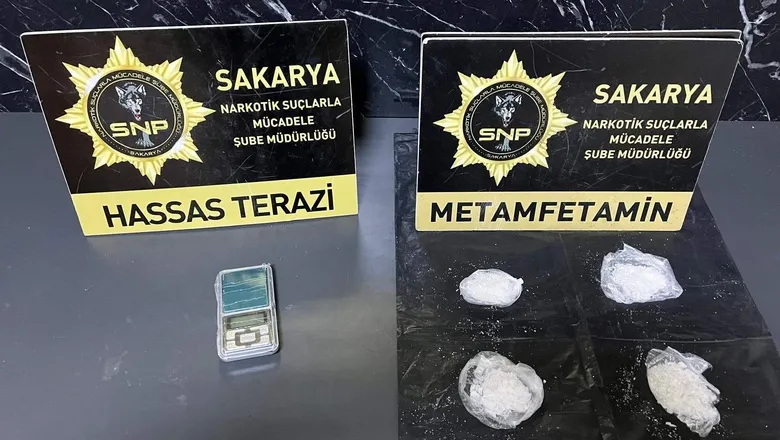Uyuşturucu sevkiyatı narkotiğe takıldı