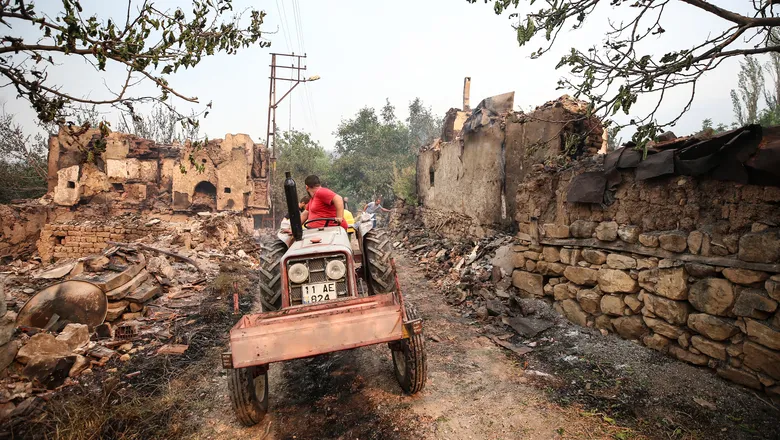 Yanan köylerdeki vatandaşlar için konteyner kent kurulacak