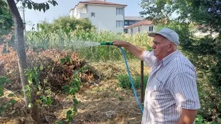 Yangın Tehlikesine Davetiye: “Evin Dibindeki Molozlar Korkutuyor!”