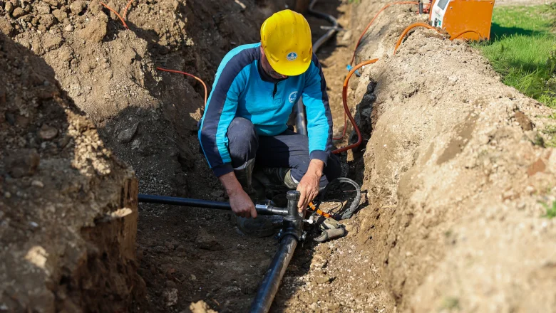 Yeni Mahalle’nin 5 kilometrelik içme suyu hattı yenilendi