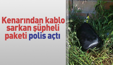 Yol Kenarına Atılan Şüpheli Paketi Polis İnceledi