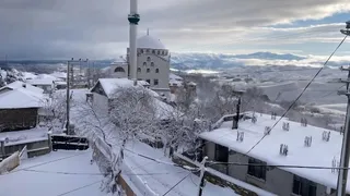Yüksek kesimler karla kaplandı