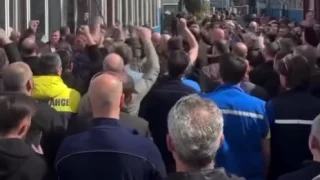 Zam teklifini beğenmeyen Goodyear işçileri eylem yaptı