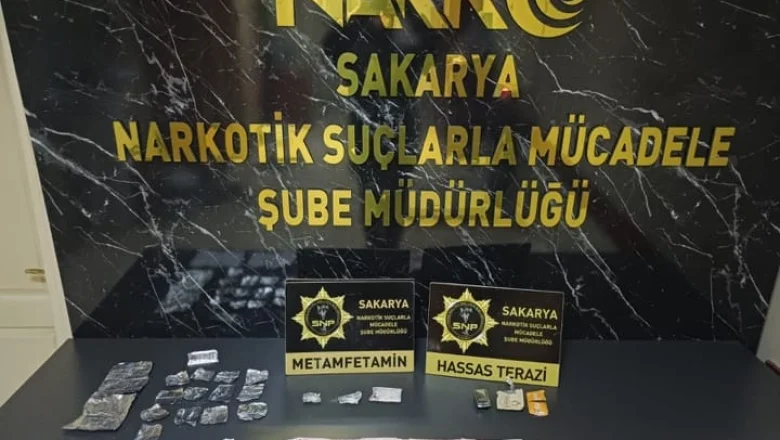 Zehir taciri suçüstü yakalandı