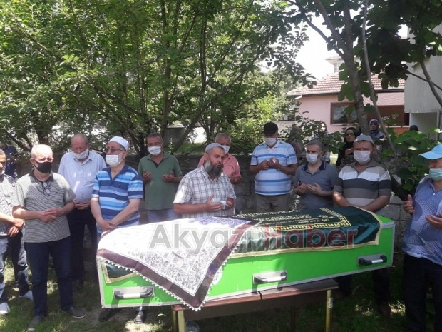 Sabahat Uslu toprağa verildi