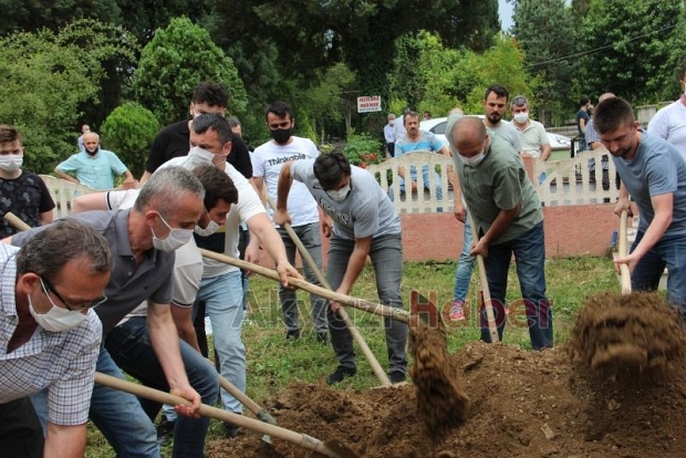 Ayşe Akyüz toprağa verildi