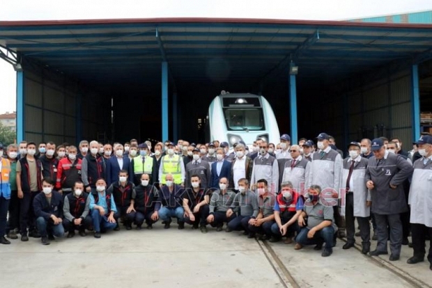 Ulaştıma Bakanı Milli tren için tarih verdi