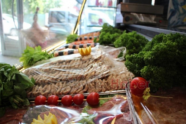 İkizler Etçim Restaurant hizmete devam ediyor