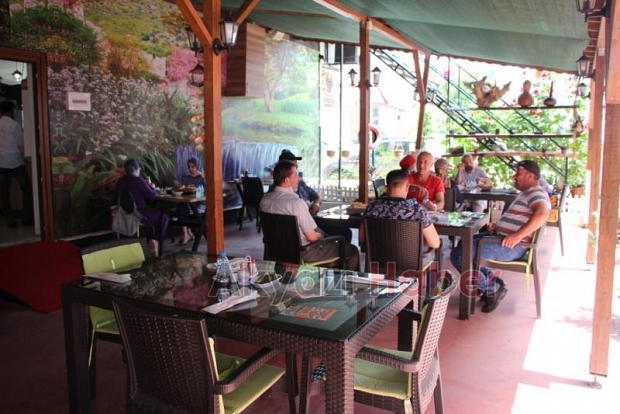 İkizler Etçim Restaurant hizmete devam ediyor