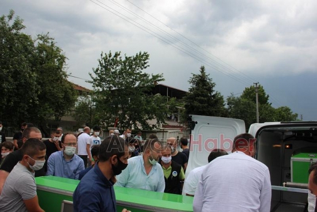 Halil Mert toprağa verildi