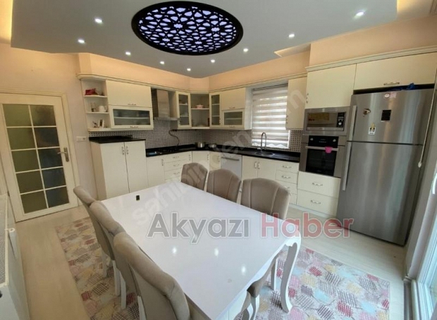 Eşyalı Acil Satılık Tribleks Bina