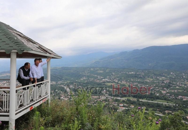 Vali kaldırımdan akyazı çıkarması