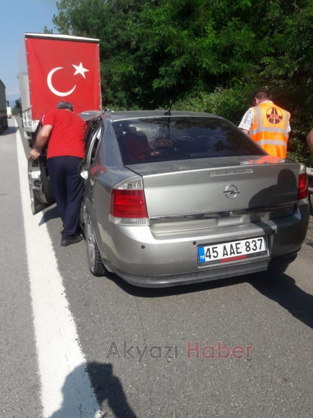 Otoyolda kaza 3 yaralı