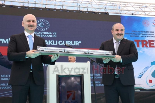 Milli tren raylara indirildi