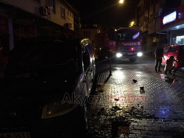 Akyazıda bir garip yangın