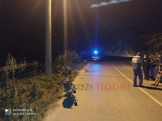 Direğe çarpan motosikletli öldü