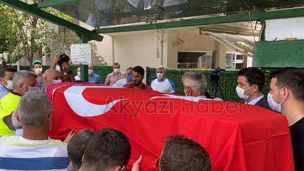 Patlamada ölen iki Akyazılı işçi toprağa verildi